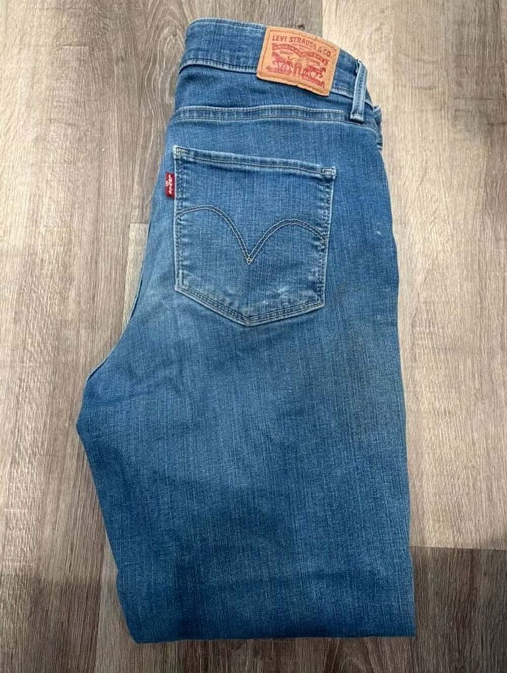Levi's Classic Mid Rise Skinny Size 10 Blue Denim Jeans